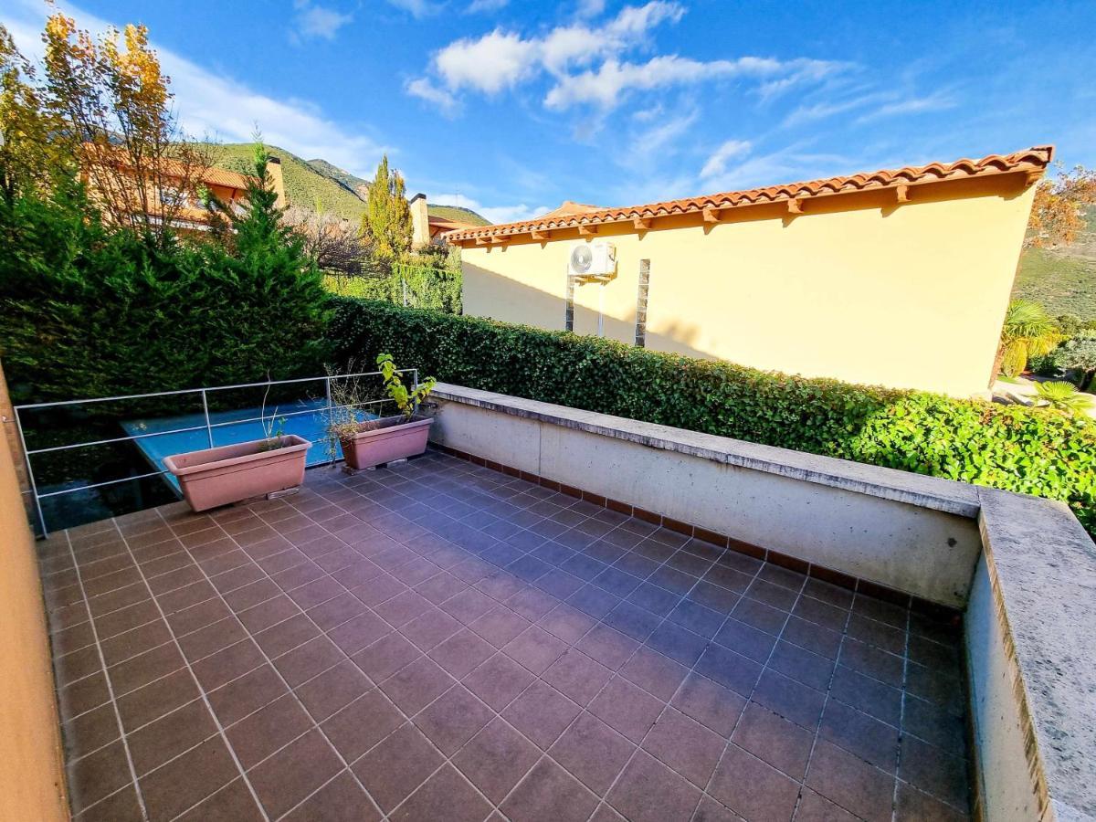 Villa Guara Golf Y Pool Comotucasa Nueno Eksteriør billede