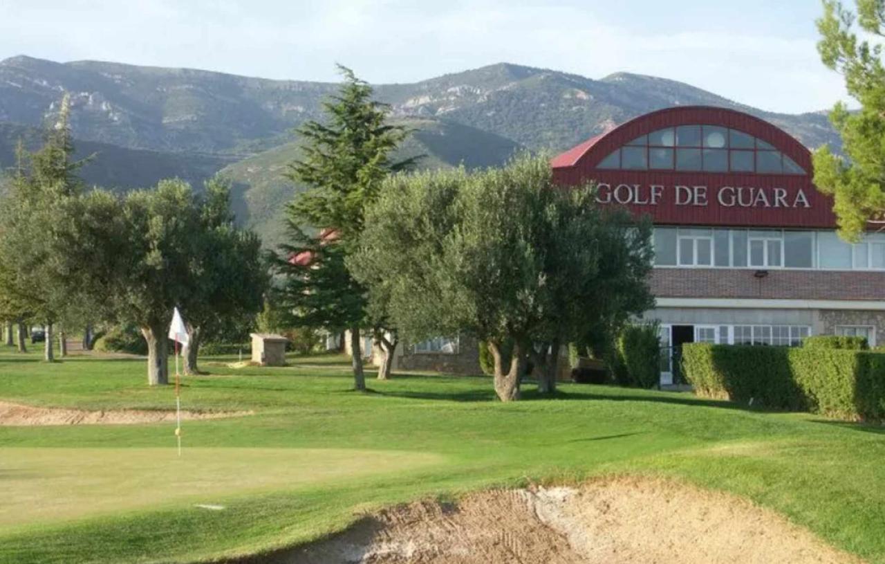 Villa Guara Golf Y Pool Comotucasa Nueno Eksteriør billede